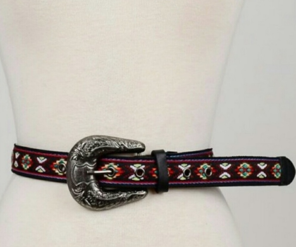 🏵️ Boho Silk Embroidered Belt Coachella